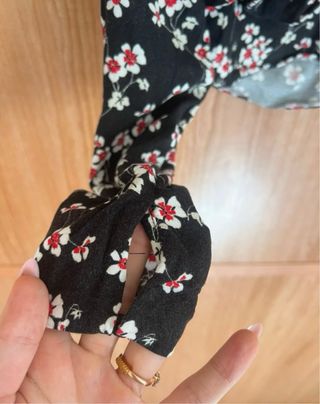 Crop top Zara manga larga flores