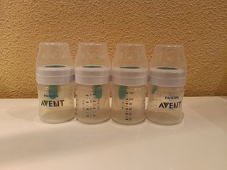 Biberones anticólicos con tetinas, marca Philips