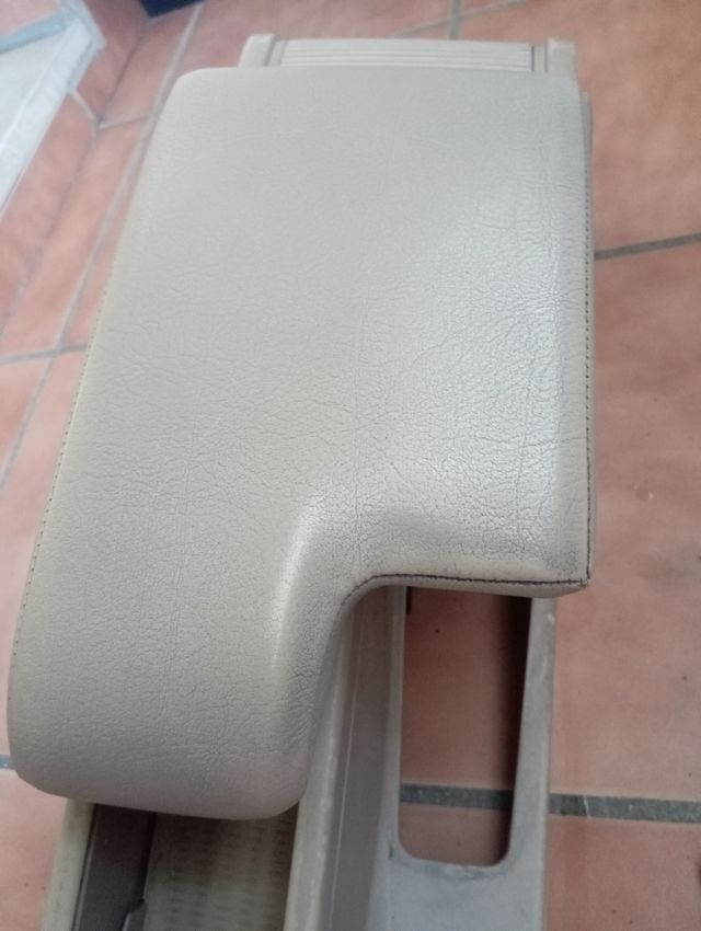 Apoyabrazos BMW E46 Beige