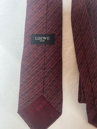 Corbata Loewe