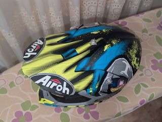 Casco Enduro Airoh