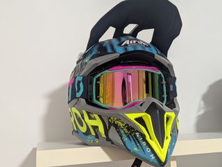 Casco Enduro Airoh