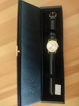 Reloj de pulsera negro