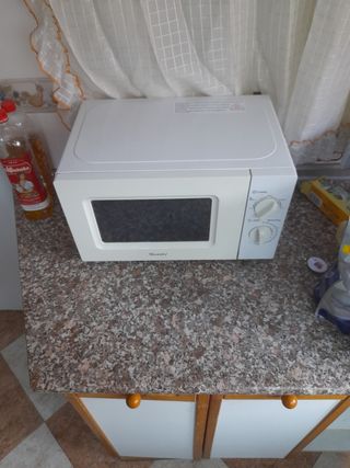 Microondas Bluesky blanco