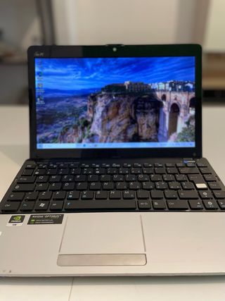 Asus 1215N 12” nVidia ION 2