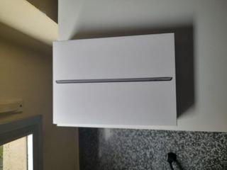 IPad 9ª Generación 64 GB Wi-Fi + Teclado + Cargado