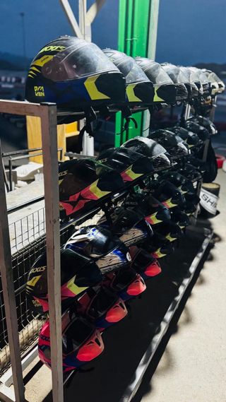 Cascos integrales Axxis ( 34 cascos)