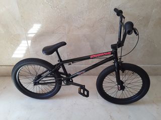 Bicicleta  BMX STAYSTRONG