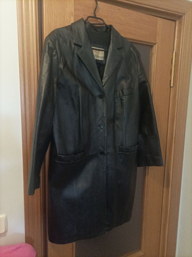 Abrigo de piel negro mujer