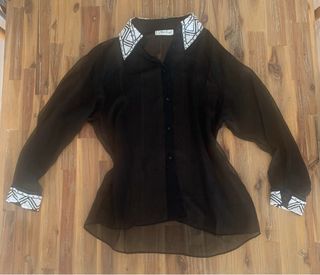 Blusa gasa transparente pedrería fiesta