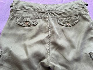 Pantalones cargo Zara verde militar