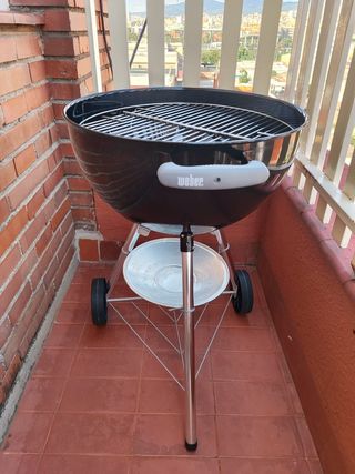 Barbacoa Weber Negra y Plateada
