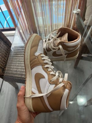 Nike Dunk High Bambas Marrones y Blancas