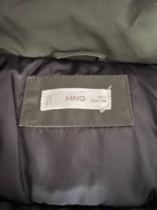 Abrigo niño verde con capucha talla 6
