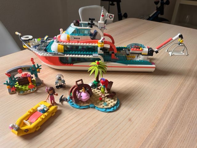 Nave di salvataggio Lego Friends 41381