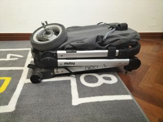 Sillita de paseo Nexo de Mutsy compacta