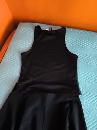 Conjunto Falda y Camiseta Verde y Negra