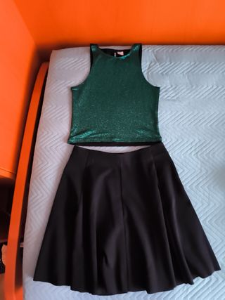 Conjunto Falda y Camiseta Verde y Negra