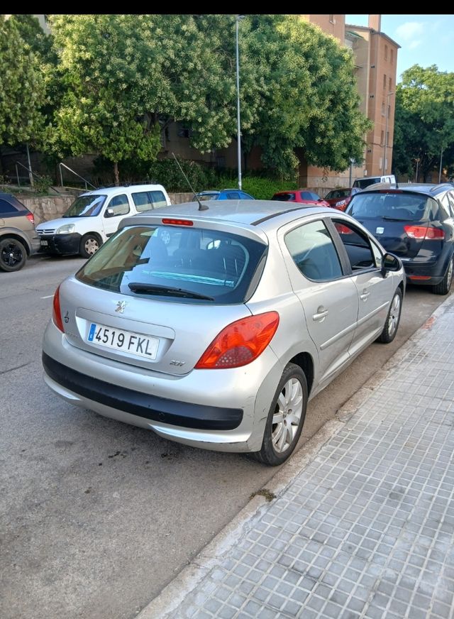 Peugeot 207 2007