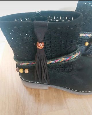 Botines Mustang Boho Negros