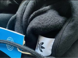 Sudadera Adidas Unisex Negra
