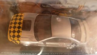 Ford Mustang GT Coupe Safety Jogger 2003