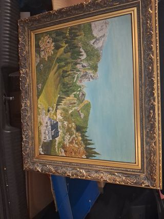 Quadro decorativo con cornice dorata