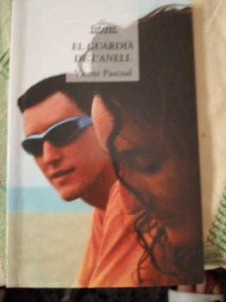 EL GUARDIÀ DE L'ANELL (juvenil)