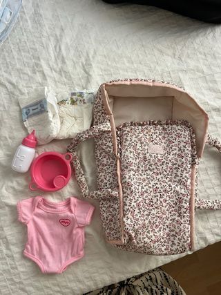 Kit Muñeca: Cuna, Biberón, doby y cosas varias 