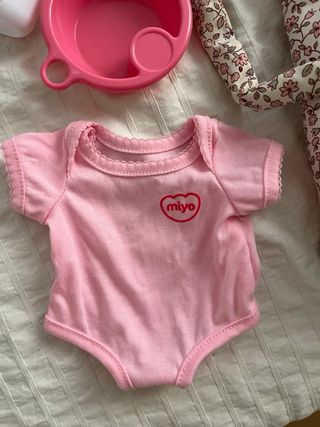 Kit Muñeca: Cuna, Biberón, doby y cosas varias 