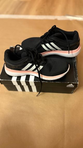 Deportivas Adidas Negras y Rosas Cloudfoam