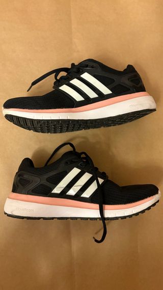 Deportivas Adidas Negras y Rosas Cloudfoam