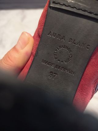 Botas de ante granates talla 37