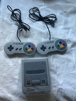 Super Nintendo Classic Mini + Juegos