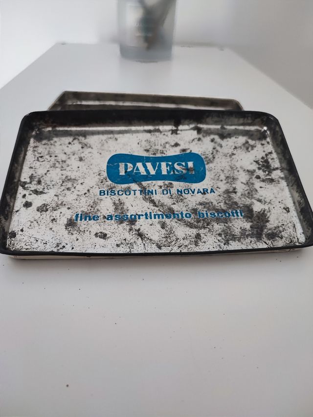 Scatola latta vintage Pavesi