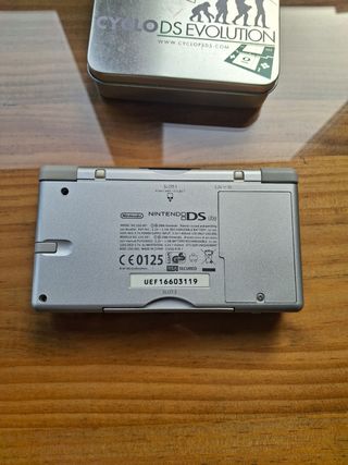 Nintendo DS Lite Plata + CycloDS Evolution