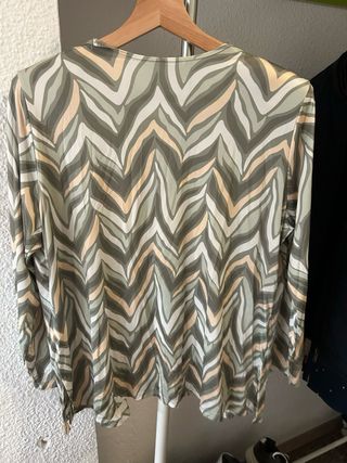 Blusa de señora seda fría