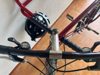 Bicicleta BH Supra y casco de regalo