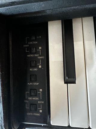 Piano Kurzweil M110