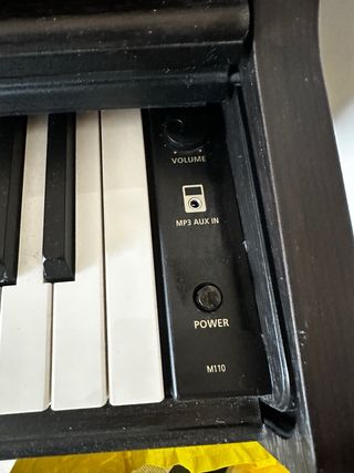 Piano Kurzweil M110