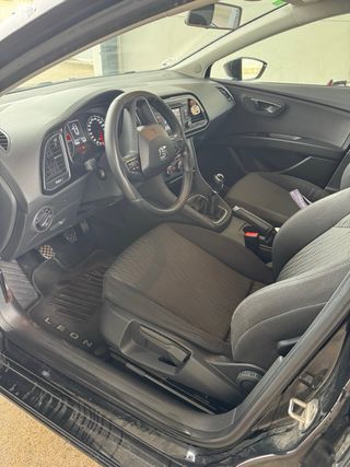 SEAT Leon 2014 (acepto cambios por otros coches)