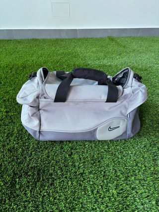 Bolsa de deporte Nike gris