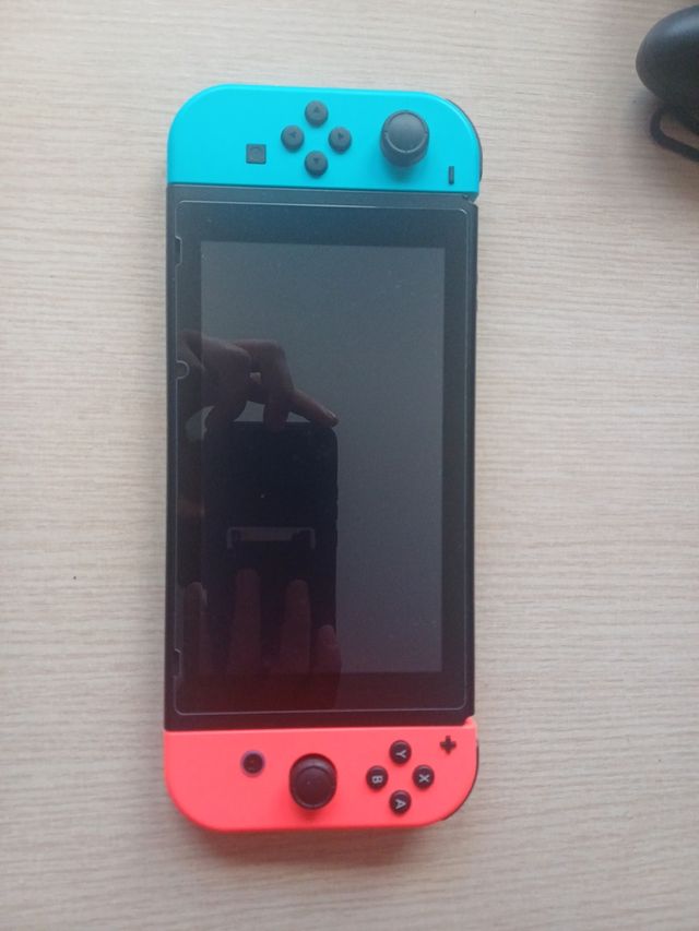 Nintendo Switch con funda de viaje