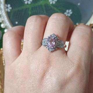 Anillo de acero inoxidable con Amatista natural