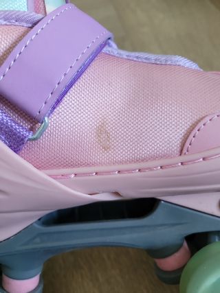 Patines de 4 ruedas rosas, Zara, con caja original
