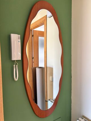 Conjunto entrada: espejo y mueble de almacenaje