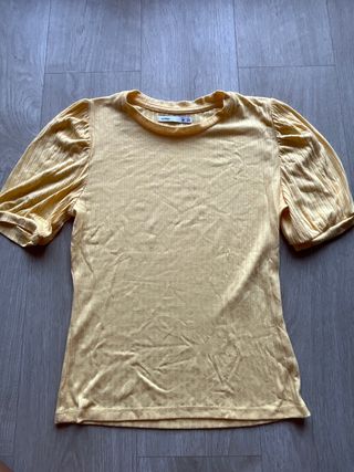 Camiseta amarilla manga corta