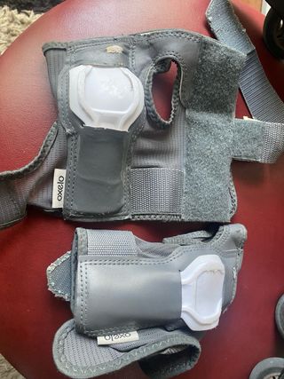 Patines Oxelo Talla 38 + Rodillera y Casco