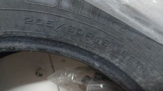 2 Neumáticos 205/60R16 para Nieve