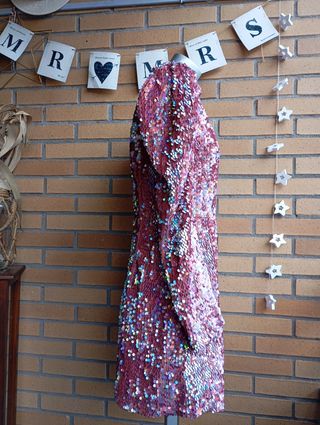 Vestido lentejuelas Zara